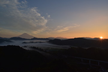富士山　朝日　静岡市　雲海　山　吉原