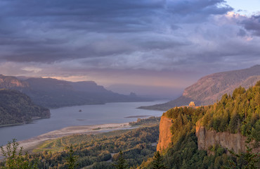 Columbia River Gorge cluds and sunset.