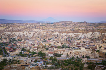 Fototapeta na wymiar Cityscape of beautiful Göreme at Dusk, Turkey
