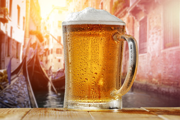 beer and Venice background 