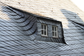 Hauddach mit Schiefer gedeckt 4