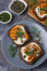 Sandwiches with roasted pumpkin