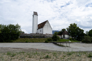 Kirche am ausgedrockneten Forggensee