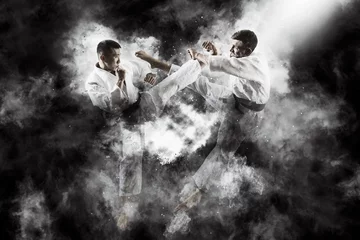 Crédence de cuisine en verre imprimé Arts martiaux Maîtres d& 39 arts martiaux, pratique du karaté