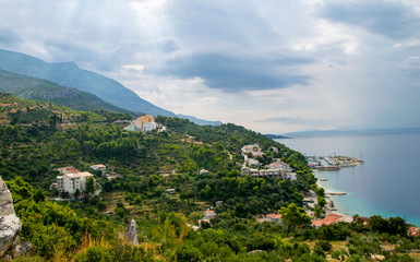 Fototapeta na wymiar Ein Panoramabild von Promajna in Kroatien