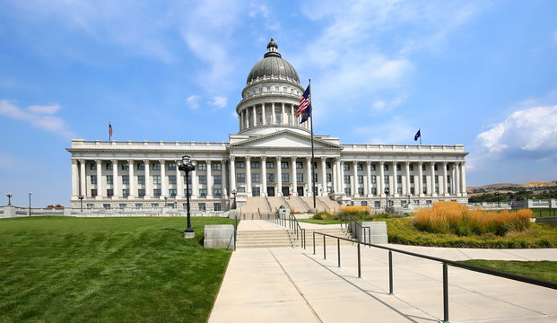 State Capitol Building in Salt Lake City, Utah, USA.