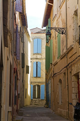 Rue des Arènes in Arles