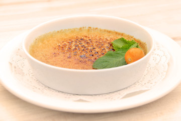 Creme Brulee, Retro Feel