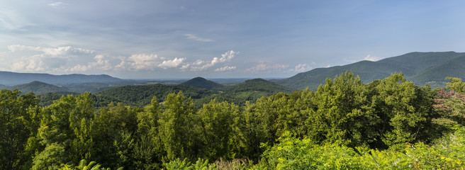 Fototapeta na wymiar Foothills to the Smoky Mountains Panoramic View