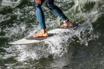surfing munich eisbach