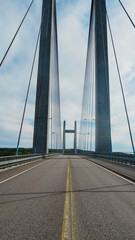 Fototapeta premium in the middle of kärkinen bridge in finland