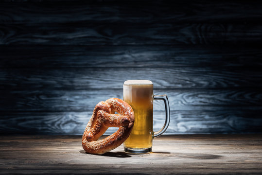 Bierbrezel Bilder – Durchsuchen 38,306 Archivfotos, Vektorgrafiken und ...