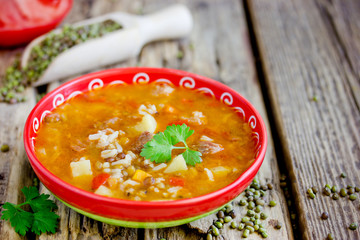 Mashhurda - meat soup with rice and mung beans, uzbek national cuisine