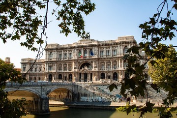 Fototapeta na wymiar Brücke am TIber in Rom