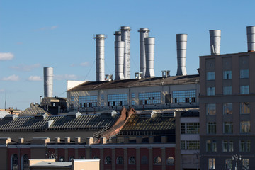 Fototapeta na wymiar industrial plant in the city