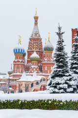 Obraz premium Saint Basil's Cathedral on Red Square in winter. Moscow. Russia