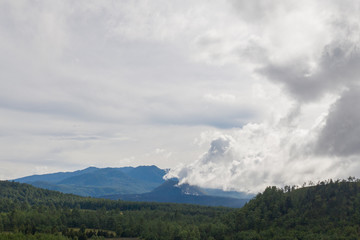 Buscando  hacia el volcán Paricutin