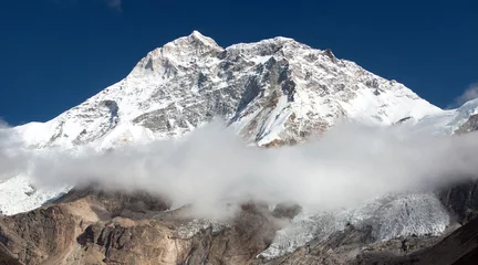Crédence de cuisine en verre imprimé Makalu Mount Makalu with clouds, Nepal Himalayas