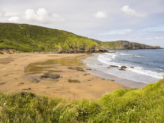 Vistas de la playa de Verdicio en Asturias en el verano de 2018 España
