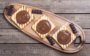 nut nougat cream sandwich
