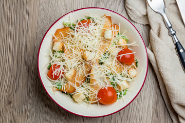 Salad caesar with chicken
