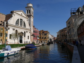 Fototapeta na wymiar Venezia - Chiesa dei Santi Gervasio e Protasio o Chiesa di San Trovaso