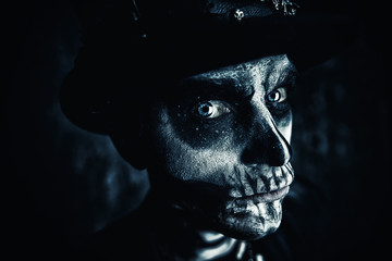 skull makeup for man