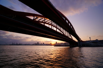 神戸大橋