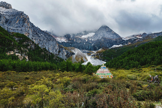 DaoChengYa butyl scenic area in sichuan province