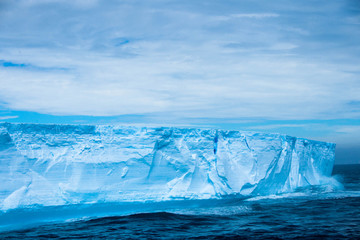 Fototapeta na wymiar Beautiful view of the iceberg in Antarctica