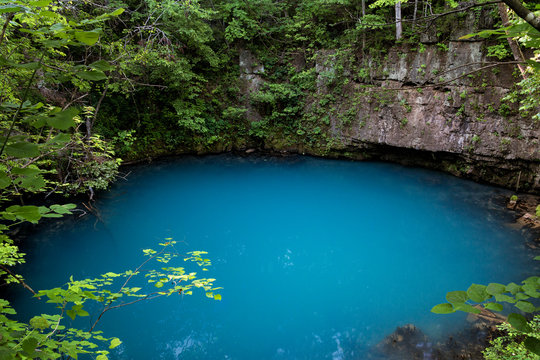 Round Spring Missouri