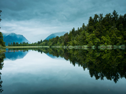 New Zealand's south island mather sen lake