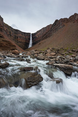 Hengifoss Waterfall ISLAND (Hallormsstadur)