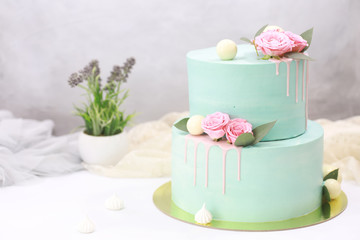Confectionery flavored cakes for a holiday