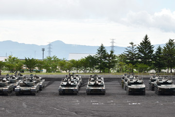 陸上自衛隊の戦闘車両群