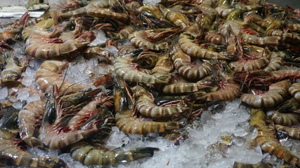 crabs in market