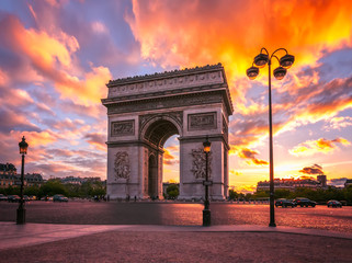 Paris, arc de Triomphe at sunset.