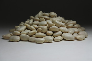 Dry white beans