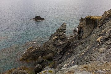 Acantilados en el camino de Ronda, cerca de Llan&ccedil;&agrave;