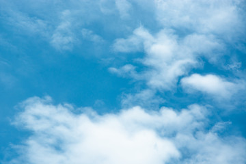 Obraz premium blue sky background with clouds