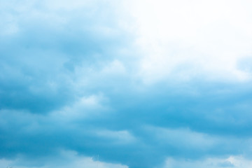 Obraz premium blue sky background with clouds