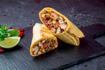 Mexican chicken burrito - 223200141
