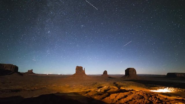 Monument Valley nigh timelapse