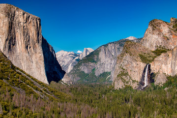 Fototapeta na wymiar Tunnel View Yosemite National Park