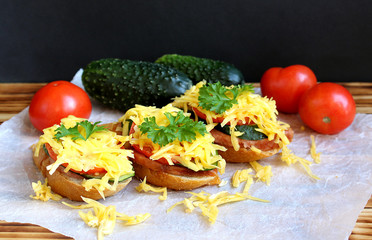 sandwich from sausage vegetables and sprinkled mushrooms