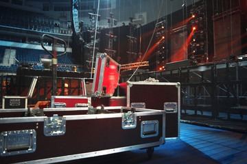 Preparing the stage for a concert - obrazy, fototapety, plakaty