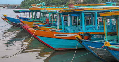 Fototapeta na wymiar Boats in vietnam