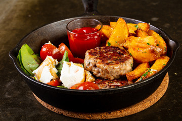 Chicken cutlet with potato