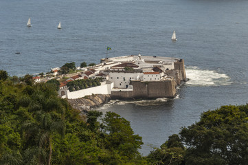 Santa Cruz da Barra Fort, aerial view, Niteroi, RJ, rom the Sao Luis Fortress and Pico fortress, set of historic, stone constructions, with casamatas protecting the entrance of the Guanabara Bay.