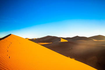 Naklejka na ściany i meble Desert landscape of the Sahara next to Mhamid in Morocco
